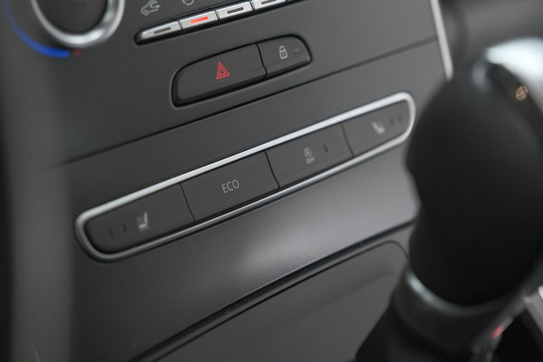 Renault Grand Scénic TCe 140 EDC Intens | 7 Zitplaatsen | Trekhaak | Camera | Dodehoekdetectie Renault Grand Scénic TCe 140 EDC Intens | 7 Zitplaatsen | Trekhaak | Camera | Dodehoekdetectie