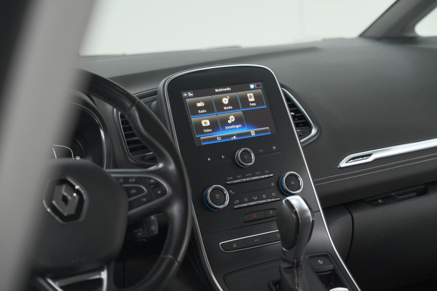 Renault Grand Scénic TCe 140 EDC Intens | 7 Zitplaatsen | Trekhaak | Camera | Dodehoekdetectie Renault Grand Scénic TCe 140 EDC Intens | 7 Zitplaatsen | Trekhaak | Camera | Dodehoekdetectie