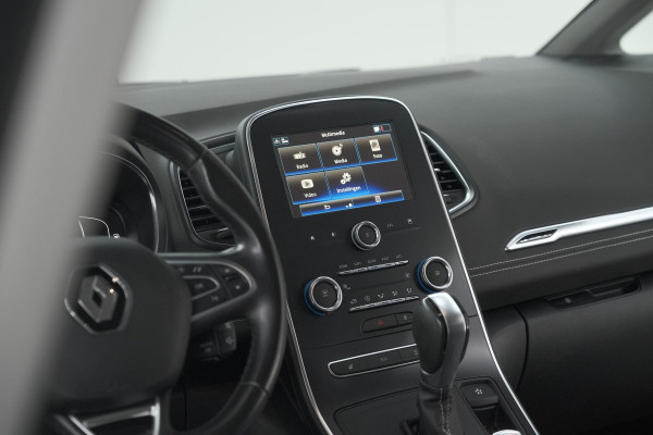 Renault Grand Scénic TCe 140 EDC Intens | 7 Zitplaatsen | Trekhaak | Camera | Dodehoekdetectie Renault Grand Scénic TCe 140 EDC Intens | 7 Zitplaatsen | Trekhaak | Camera | Dodehoekdetectie