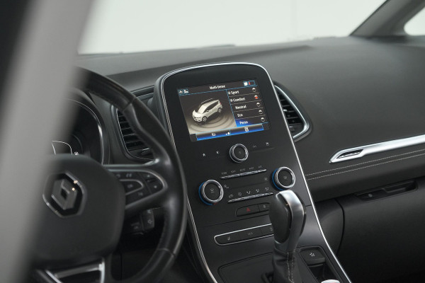 Renault Grand Scénic TCe 140 EDC Intens | 7 Zitplaatsen | Trekhaak | Camera | Dodehoekdetectie Renault Grand Scénic TCe 140 EDC Intens | 7 Zitplaatsen | Trekhaak | Camera | Dodehoekdetectie