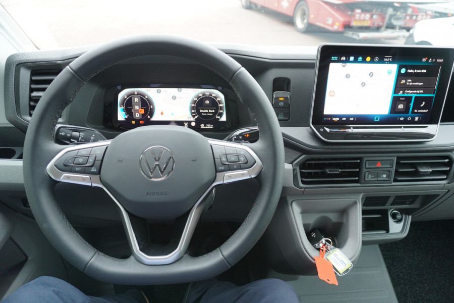 Volkswagen Crafter 30 2.0 TDI 141PK L3H3 Exclusive Automaat nr. V165 | Climate | Adap.Cruise | Navi | Camera