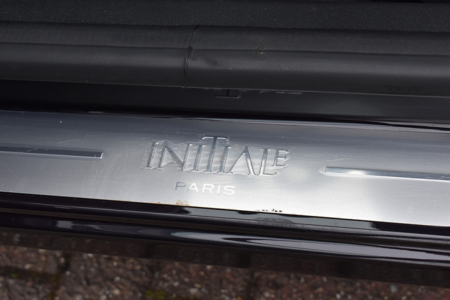 Renault Captur 1.2 TCe Initiale Paris Automaat leer Navi 13000 km Hoge instap Renault Captur 1.2 TCe Initiale Paris Automaat leer Navi 13000 km Hoge instap