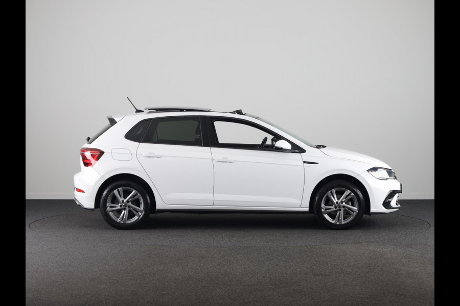 Volkswagen Polo 1.0 TSI R-Line 95PK | Automaat (DSG) | Panoramadak | Camera | Stoelverwarming Volkswagen Polo 1.0 TSI R-Line 95PK | Automaat (DSG) | Panoramadak | Camera | Stoelverwarming