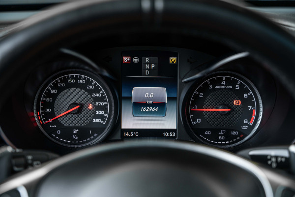 Mercedes-Benz GLC AMG GLC63 4MATIC+ - Panorama | Burmester | Luchtvering | ACC