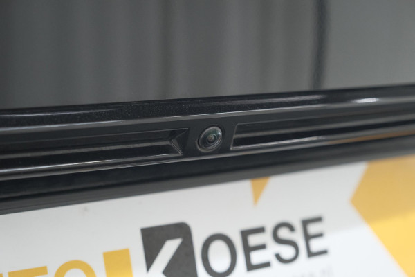 Peugeot 2008 PureTech 130 EAT8 GT | Camera | Apple Carplay | Parkeersensoren | 3D Display | Draadloos Telefoon Oplader