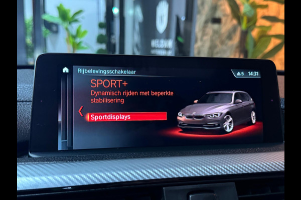 BMW 3 Serie Touring 320i xDrive Edition Sport Line Shadow Executive Garantie Head-Up Pano Camera Elek Achterklep Cruise Rijklaar