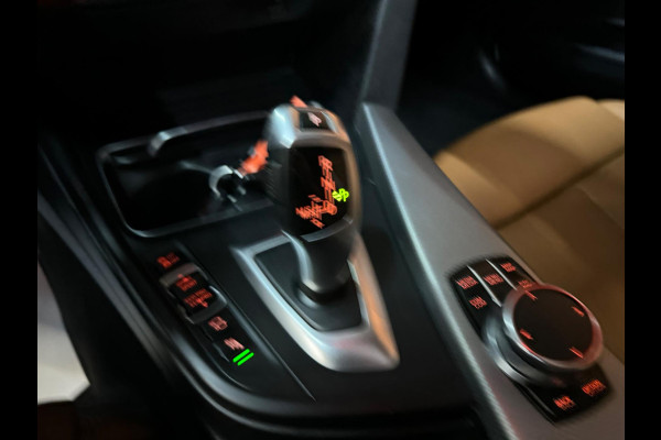 BMW 3 Serie Touring 320i xDrive Edition Sport Line Shadow Executive Garantie Head-Up Pano Camera Elek Achterklep Cruise Rijklaar