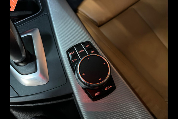 BMW 3 Serie Touring 320i xDrive Edition Sport Line Shadow Executive Garantie Head-Up Pano Camera Elek Achterklep Cruise Rijklaar