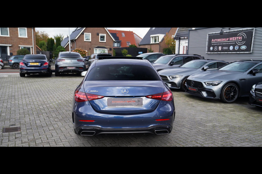 Mercedes-Benz C-Klasse 300 e star Edition AMG Line Plus | Panorama | Carbon | Camera | LED koplampen | Memory | sfeerverlichting