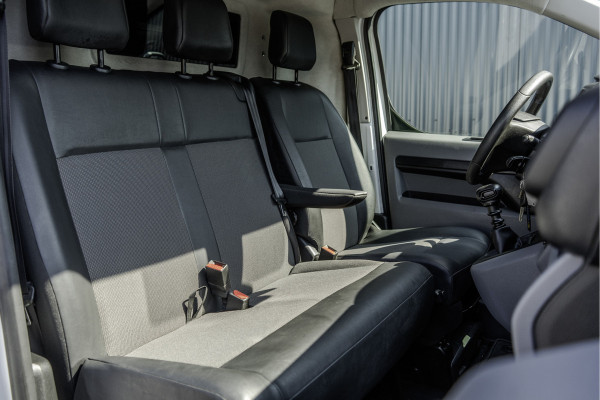 Peugeot Expert **2.0 BlueHDI | L2H1 | Euro 6 | 123 PK | Cruise | Airco | Trekhaak** Peugeot Expert **2.0 BlueHDI | L2H1 | Euro 6 | 123 PK | Cruise | Airco | Trekhaak**