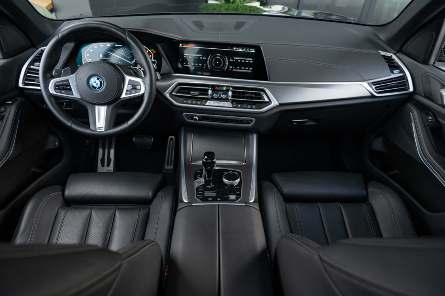 BMW X5 xDrive45e High Executive - M-Sport | Panorama | Elek. trekhaak | Luchtvering BMW X5 xDrive45e High Executive - M-Sport | Panorama | Elek. trekhaak | Luchtvering