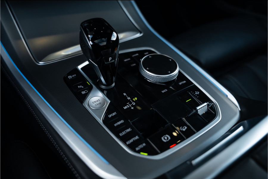 BMW X5 xDrive45e High Executive - M-Sport | Panorama | Elek. trekhaak | Luchtvering BMW X5 xDrive45e High Executive - M-Sport | Panorama | Elek. trekhaak | Luchtvering
