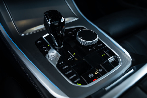 BMW X5 xDrive45e High Executive - M-Sport | Panorama | Elek. trekhaak | Luchtvering BMW X5 xDrive45e High Executive - M-Sport | Panorama | Elek. trekhaak | Luchtvering