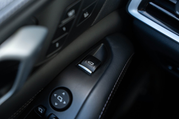 BMW X5 xDrive45e High Executive - M-Sport | Panorama | Elek. trekhaak | Luchtvering BMW X5 xDrive45e High Executive - M-Sport | Panorama | Elek. trekhaak | Luchtvering