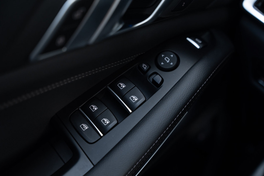 BMW X5 xDrive45e High Executive - M-Sport | Panorama | Elek. trekhaak | Luchtvering BMW X5 xDrive45e High Executive - M-Sport | Panorama | Elek. trekhaak | Luchtvering