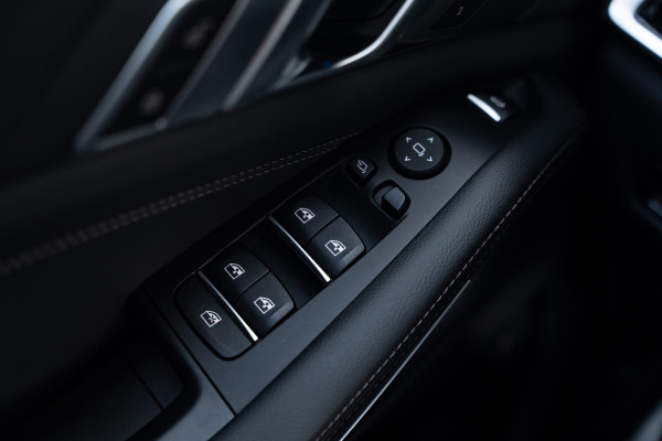 BMW X5 xDrive45e High Executive - M-Sport | Panorama | Elek. trekhaak | Luchtvering BMW X5 xDrive45e High Executive - M-Sport | Panorama | Elek. trekhaak | Luchtvering