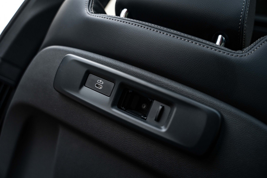 BMW X5 xDrive45e High Executive - M-Sport | Panorama | Elek. trekhaak | Luchtvering BMW X5 xDrive45e High Executive - M-Sport | Panorama | Elek. trekhaak | Luchtvering