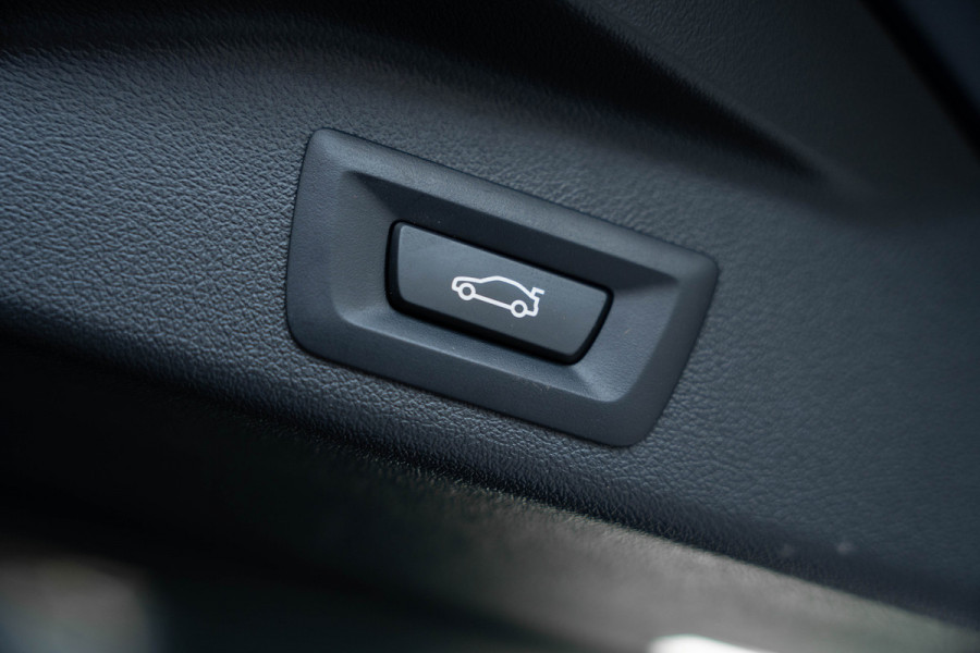 BMW X5 xDrive45e High Executive - M-Sport | Panorama | Elek. trekhaak | Luchtvering BMW X5 xDrive45e High Executive - M-Sport | Panorama | Elek. trekhaak | Luchtvering