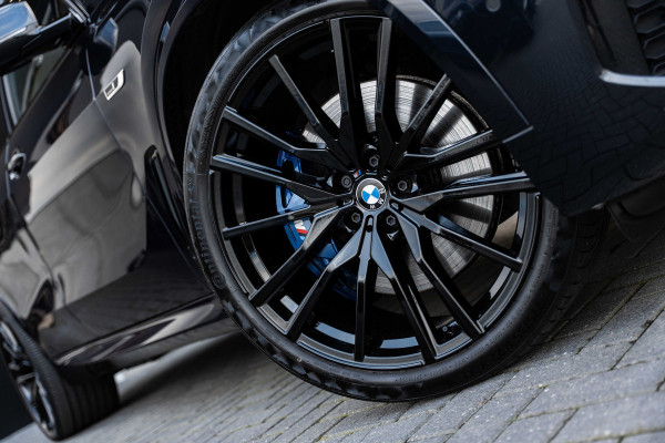 BMW X5 xDrive45e High Executive - M-Sport | Panorama | Elek. trekhaak | Luchtvering BMW X5 xDrive45e High Executive - M-Sport | Panorama | Elek. trekhaak | Luchtvering