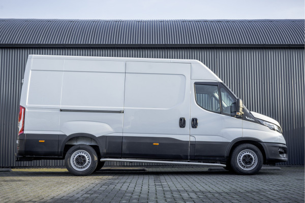 Iveco Daily **35S14V 2.3 L2H2 | Automaat | Euro 6 | Cruise | Climate | 3500 KG Trekgewicht | Trekhaak** Iveco Daily **35S14V 2.3 L2H2 | Automaat | Euro 6 | Cruise | Climate | 3500 KG Trekgewicht | Trekhaak**
