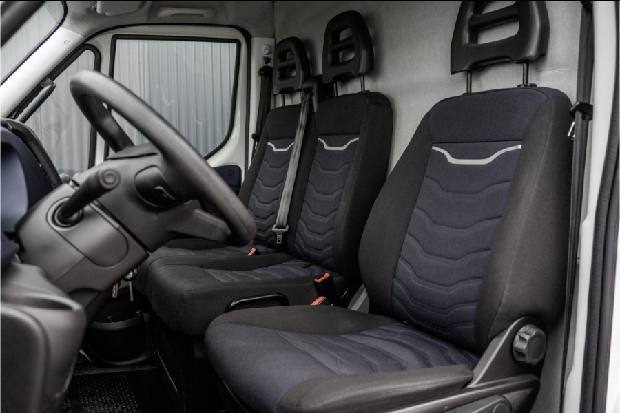 Iveco Daily **35S14V 2.3 L2H2 | Automaat | Euro 6 | Cruise | Climate | 3500 KG Trekgewicht | Trekhaak** Iveco Daily **35S14V 2.3 L2H2 | Automaat | Euro 6 | Cruise | Climate | 3500 KG Trekgewicht | Trekhaak**
