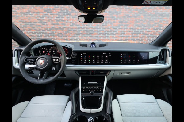 Porsche Cayenne Coupé 3.0 E-Hybrid | Pano - HUD - Sport Chrono Porsche Cayenne Coupé 3.0 E-Hybrid | Pano - HUD - Sport Chrono