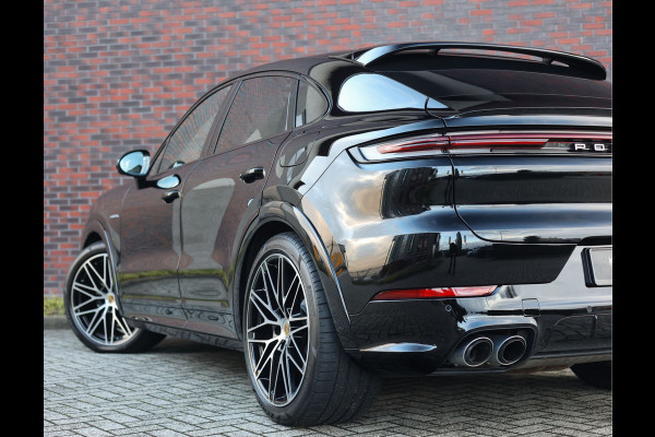 Porsche Cayenne Coupé 3.0 E-Hybrid | Pano - HUD - Sport Chrono Porsche Cayenne Coupé 3.0 E-Hybrid | Pano - HUD - Sport Chrono