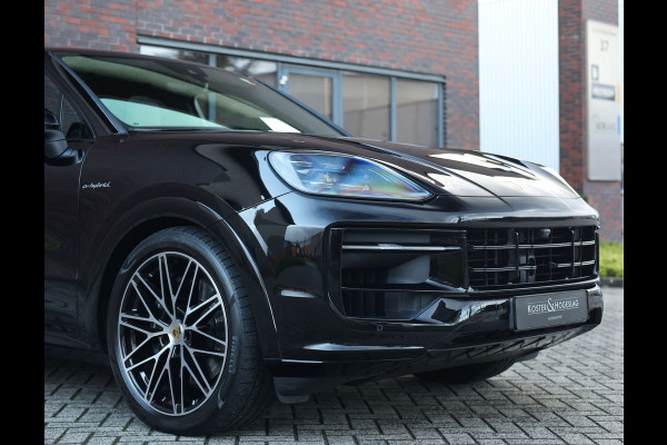 Porsche Cayenne Coupé 3.0 E-Hybrid | Pano - HUD - Sport Chrono Porsche Cayenne Coupé 3.0 E-Hybrid | Pano - HUD - Sport Chrono