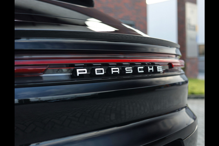 Porsche Cayenne Coupé 3.0 E-Hybrid | Pano - HUD - Sport Chrono Porsche Cayenne Coupé 3.0 E-Hybrid | Pano - HUD - Sport Chrono