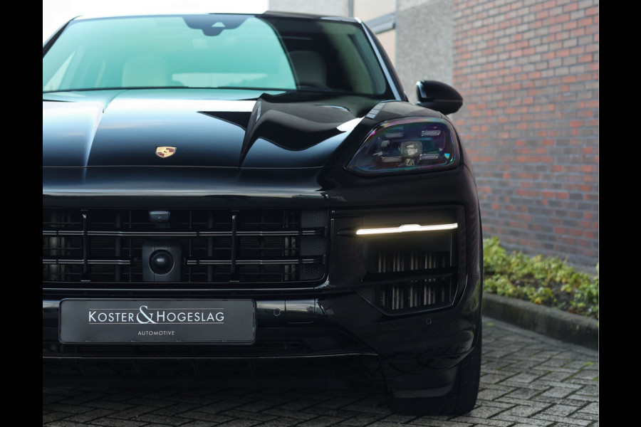 Porsche Cayenne Coupé 3.0 E-Hybrid | Pano - HUD - Sport Chrono Porsche Cayenne Coupé 3.0 E-Hybrid | Pano - HUD - Sport Chrono