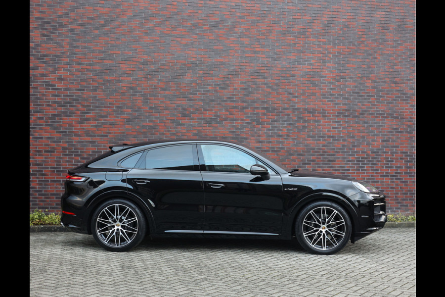 Porsche Cayenne Coupé 3.0 E-Hybrid | Pano - HUD - Sport Chrono Porsche Cayenne Coupé 3.0 E-Hybrid | Pano - HUD - Sport Chrono