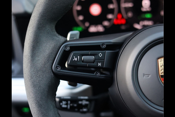 Porsche Cayenne Coupé 3.0 E-Hybrid | Pano - HUD - Sport Chrono Porsche Cayenne Coupé 3.0 E-Hybrid | Pano - HUD - Sport Chrono