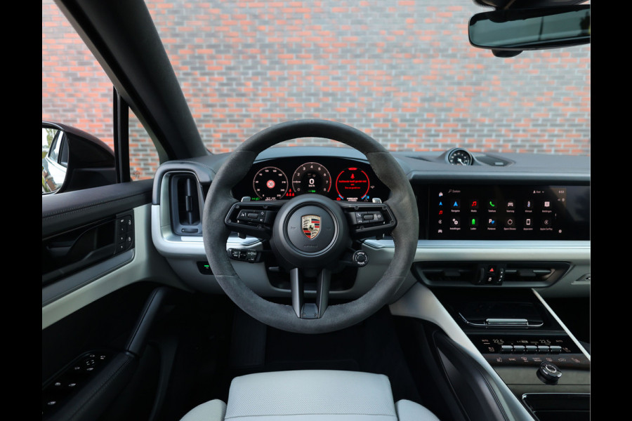 Porsche Cayenne Coupé 3.0 E-Hybrid | Pano - HUD - Sport Chrono Porsche Cayenne Coupé 3.0 E-Hybrid | Pano - HUD - Sport Chrono