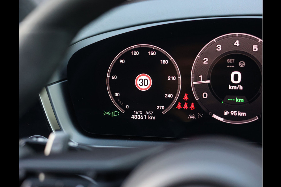 Porsche Cayenne Coupé 3.0 E-Hybrid | Pano - HUD - Sport Chrono Porsche Cayenne Coupé 3.0 E-Hybrid | Pano - HUD - Sport Chrono