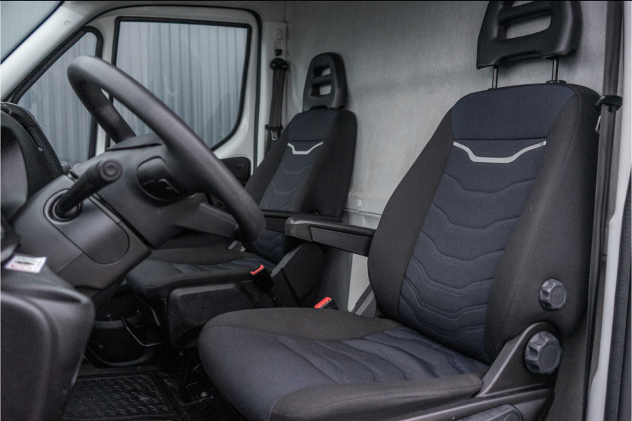 Iveco Daily **35S14V 2.3 L2H2 | 136 PK | Cruise | Airco | 3500 KG Trekgewicht** Iveco Daily **35S14V 2.3 L2H2 | 136 PK | Cruise | Airco | 3500 KG Trekgewicht**
