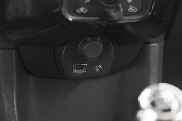 Citroën C1 1.0 VTi Feel | Airco | Bluetooth | Elektrische Ramen | 5 Deurs Citroën C1 1.0 VTi Feel | Airco | Bluetooth | Elektrische Ramen | 5 Deurs