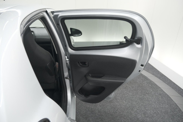 Citroën C1 1.0 VTi Feel | Airco | Bluetooth | Elektrische Ramen | 5 Deurs Citroën C1 1.0 VTi Feel | Airco | Bluetooth | Elektrische Ramen | 5 Deurs