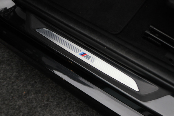 BMW 1-serie 118i Executive M Sport Automaat Schuif-/kanteldak, Camera, Navigatie, Climate, LED, 18" BMW 1-serie 118i Executive M Sport Automaat Schuif-/kanteldak, Camera, Navigatie, Climate, LED, 18"