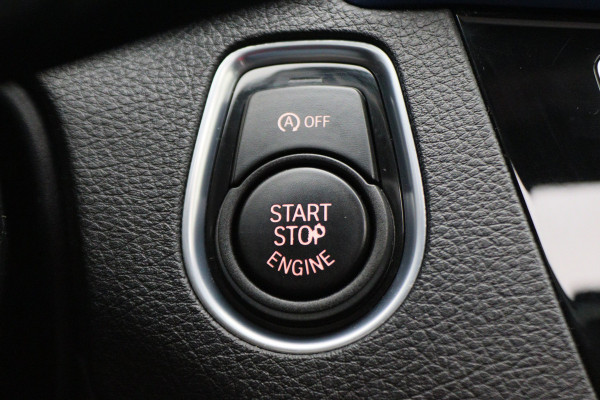 BMW 1-serie 118i Executive M Sport Automaat Schuif-/kanteldak, Camera, Navigatie, Climate, LED, 18" BMW 1-serie 118i Executive M Sport Automaat Schuif-/kanteldak, Camera, Navigatie, Climate, LED, 18"