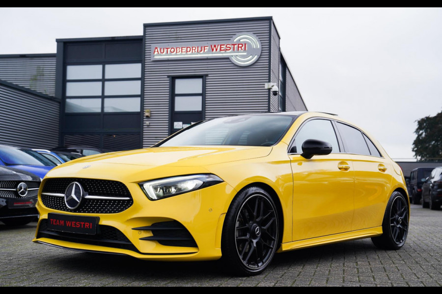 Mercedes-Benz A-Klasse 180 Premium Plus | AMG Pakket | Panorama | Leder/alcantara | Elektrisch verstelbare voorstoelen | LED | CAM Mercedes-Benz A-Klasse 180 Premium Plus | AMG Pakket | Panorama | Leder/alcantara | Elektrisch verstelbare voorstoelen | LED | CAM