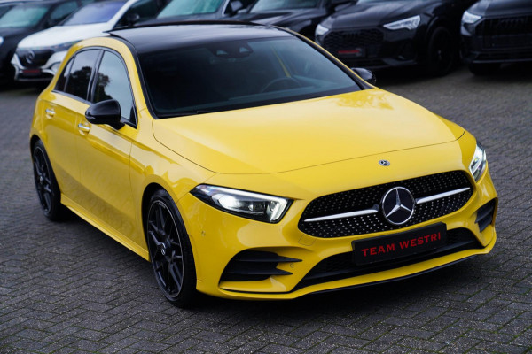 Mercedes-Benz A-Klasse 180 Premium Plus | AMG Pakket | Panorama | Leder/alcantara | Elektrisch verstelbare voorstoelen | LED | CAM Mercedes-Benz A-Klasse 180 Premium Plus | AMG Pakket | Panorama | Leder/alcantara | Elektrisch verstelbare voorstoelen | LED | CAM