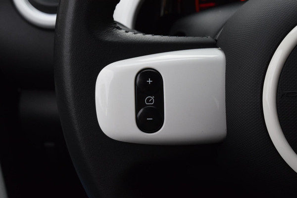 Renault Twingo Collection|Carplay|Led|1e eig.|Orig.NL Renault Twingo Collection|Carplay|Led|1e eig.|Orig.NL