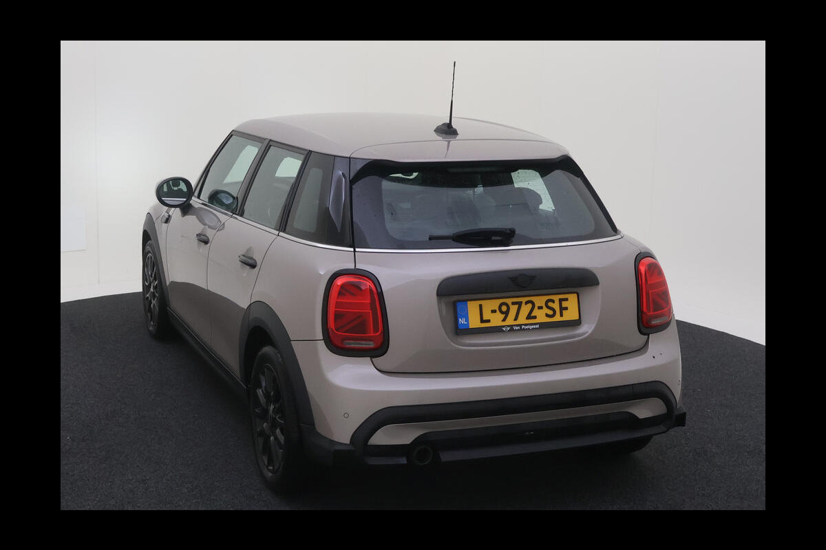 MINI Mini 1.5 One Business Edition NL AUTO | 1\2 LEDER | PDC | MINI Mini 1.5 One Business Edition NL AUTO | 1\2 LEDER | PDC |