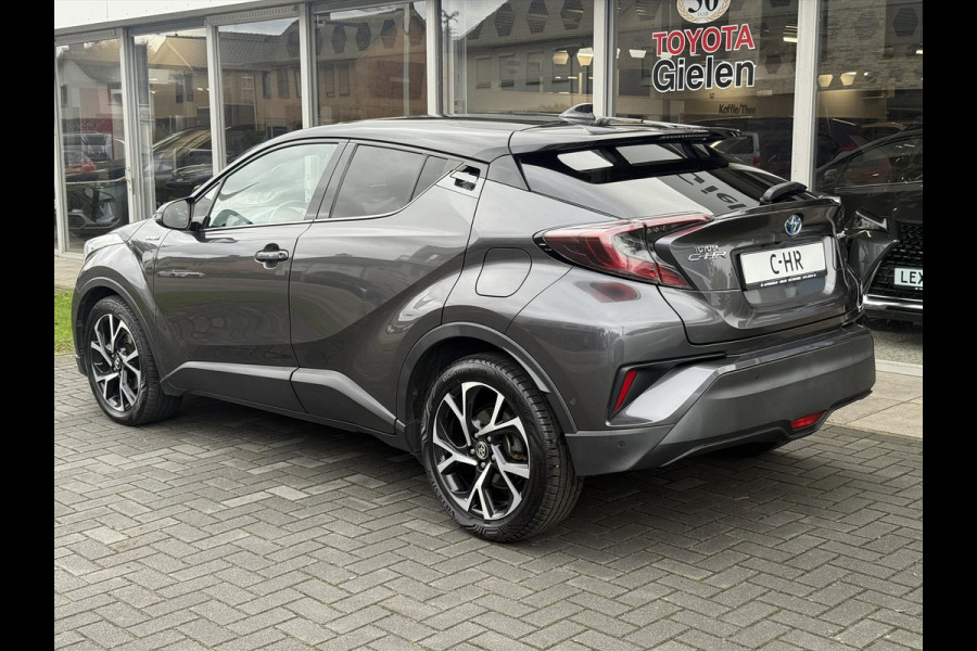 Toyota C-HR 1.8 Hybrid Bi-Tone Plus | Leer, Stoel + Stuurverwarming, Navigatie, Dodehoekherkenning, Parkeersensoren Toyota C-HR 1.8 Hybrid Bi-Tone Plus | Leer, Stoel + Stuurverwarming, Navigatie, Dodehoekherkenning, Parkeersensoren