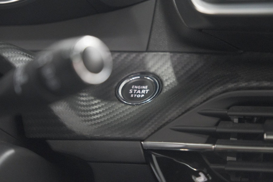 Peugeot e-2008 EV GT 50 kWh | 3 Fase | Trekhaak | Panoramadak | Adaptieve Cruise Control | Stoelverwarming Peugeot e-2008 EV GT 50 kWh | 3 Fase | Trekhaak | Panoramadak | Adaptieve Cruise Control | Stoelverwarming