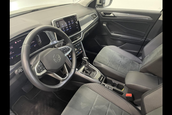 Volkswagen T-Roc 1.5 TSI Style Automaat Climate control Camera Lane assist Dodehoek Assistent LED verlichting Cruise control adaptive Keyless Apple CarPlay/ Android Auto Volkswagen T-Roc 1.5 TSI Style Automaat Climate control Camera Lane assist Dodehoek Assistent LED verlichting Cruise control adaptive Keyless Apple CarPlay/ Android Auto