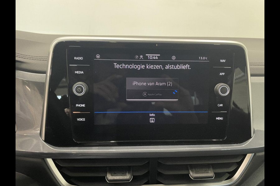 Volkswagen T-Roc 1.5 TSI Style Automaat Climate control Camera Lane assist Dodehoek Assistent LED verlichting Cruise control adaptive Keyless Apple CarPlay/ Android Auto Volkswagen T-Roc 1.5 TSI Style Automaat Climate control Camera Lane assist Dodehoek Assistent LED verlichting Cruise control adaptive Keyless Apple CarPlay/ Android Auto