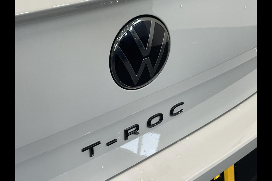Volkswagen T-Roc 1.5 TSI Style Automaat Climate control Camera Lane assist Dodehoek Assistent LED verlichting Cruise control adaptive Keyless Apple CarPlay/ Android Auto Volkswagen T-Roc 1.5 TSI Style Automaat Climate control Camera Lane assist Dodehoek Assistent LED verlichting Cruise control adaptive Keyless Apple CarPlay/ Android Auto