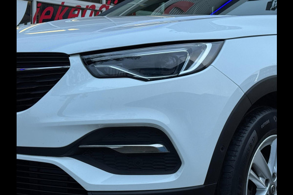 Opel Grandland X 1.2 Turbo Business Elegance - Navigatie I Airco I Sport velgen I Achteruitrij camera I PDC I Dealer onderhouden