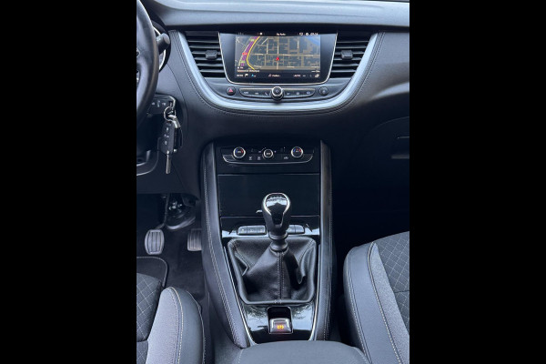 Opel Grandland X 1.2 Turbo Business Elegance - Navigatie I Airco I Sport velgen I Achteruitrij camera I PDC I Dealer onderhouden
